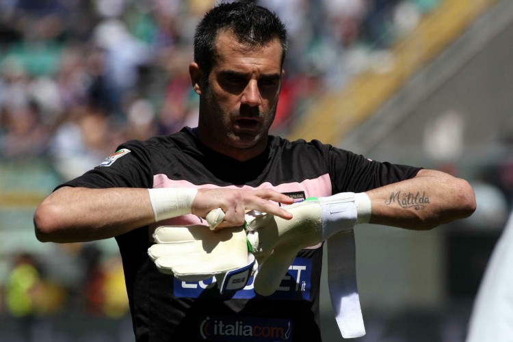 欧冠积分榜：阿森纳继续全胜领跑，拜仁3分之差位列第二（欧冠积分榜：阿森纳保持全胜居首，拜仁落后3分位居次席）