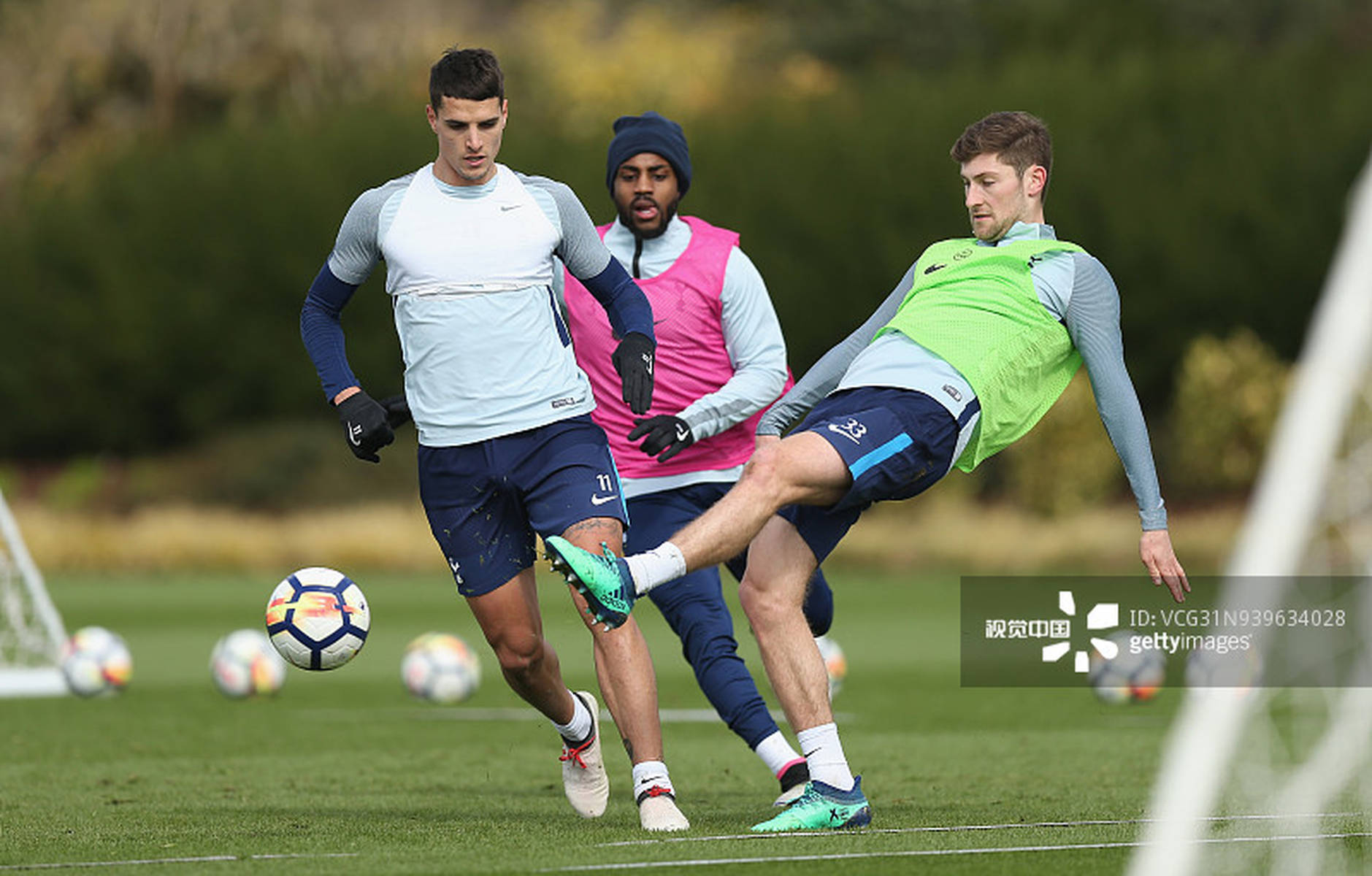 拉菲尼亚替补，弗里克：他没事，但我们也必须照顾好他（弗里克谈拉菲尼亚未首发：状态无碍，但仍需保护）