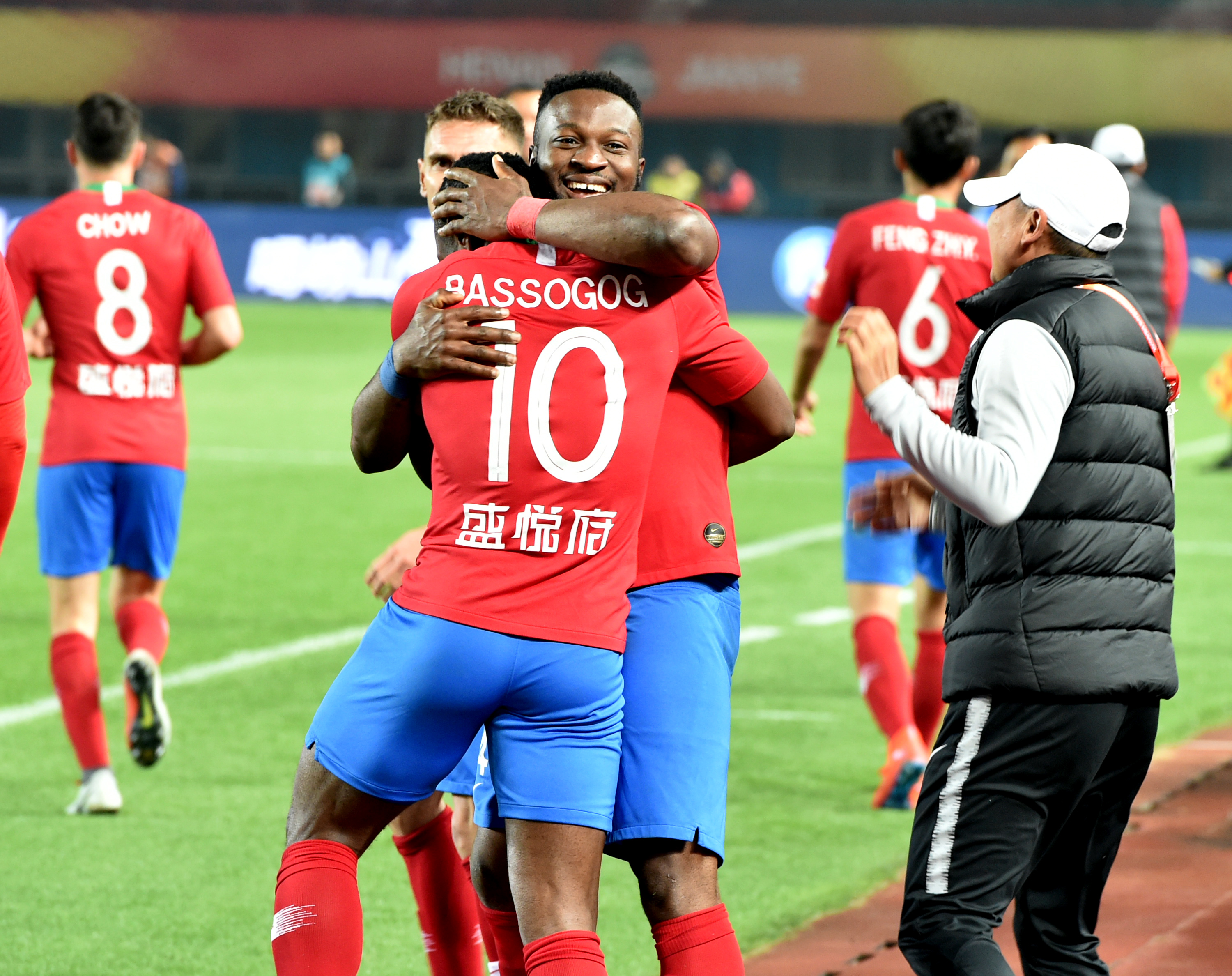 贝蒂斯被判点球的VAR录音公布：巴尔特拉一开始就抬起手臂（VAR音频公布贝蒂斯点球判罚：巴尔特拉一开始就举臂）